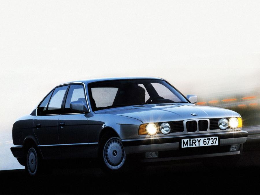  BMW 535i 1987 года  (фото 4 из 5)